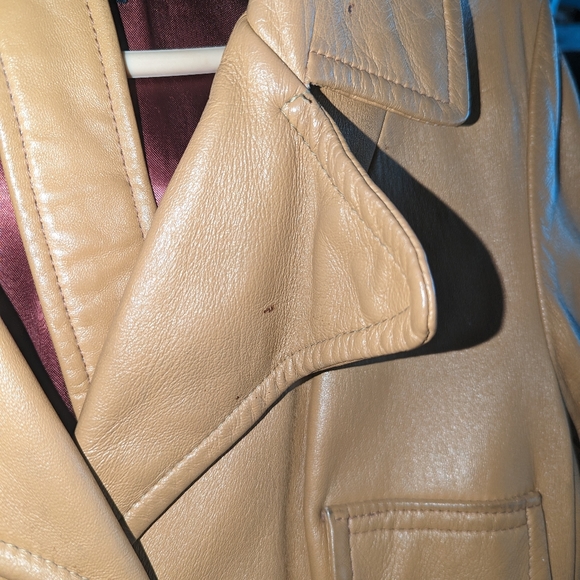 Vintage camel 70s leather jacket - Picture 8 of 11